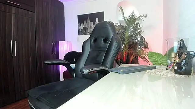 Amaia_Bushida webcam