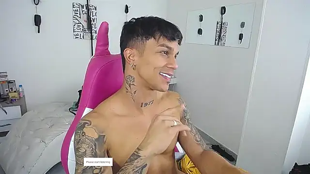 Leonard_Price live sex cam