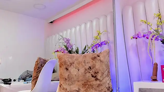 nikostone_ - NikoStone_'s free webcam - UK Sex Cams