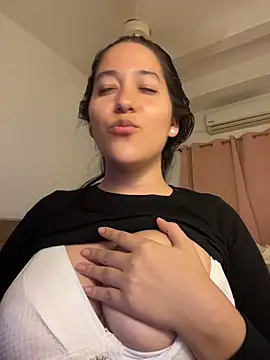 nhefertary - Nhefertary's free webcam - UK Sex Cams