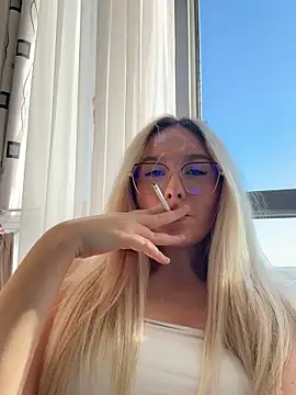 mollyxxx live sex cam