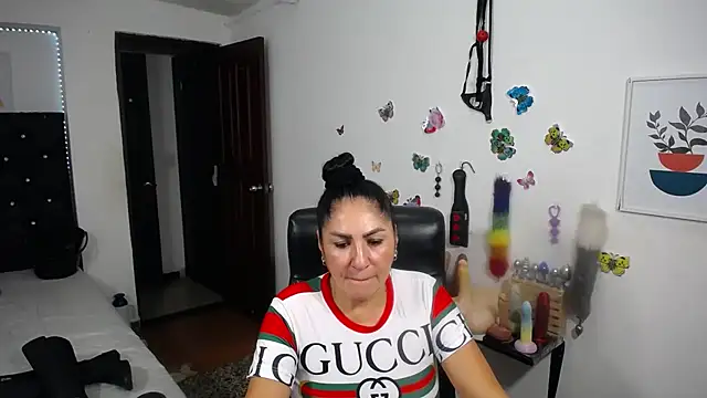 mature_bigboobs10 webcam