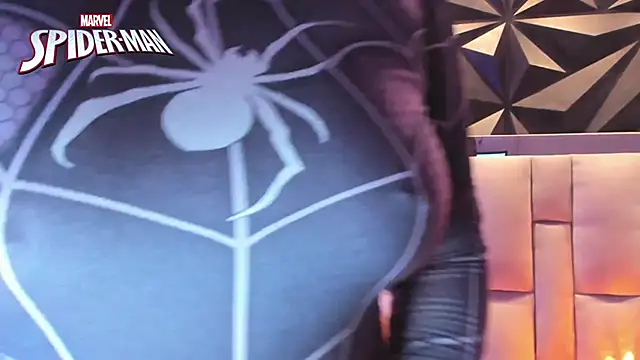 megan_whitee__ webcam