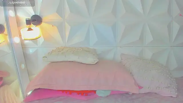 cute_latinaxxx webcam