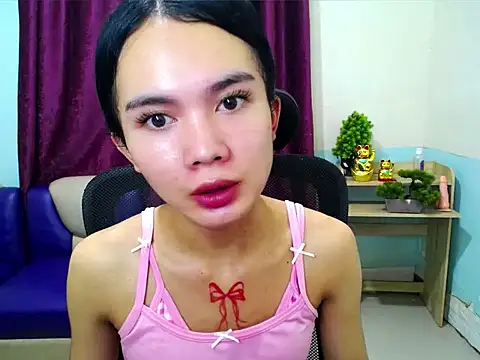 devine_goddess webcam