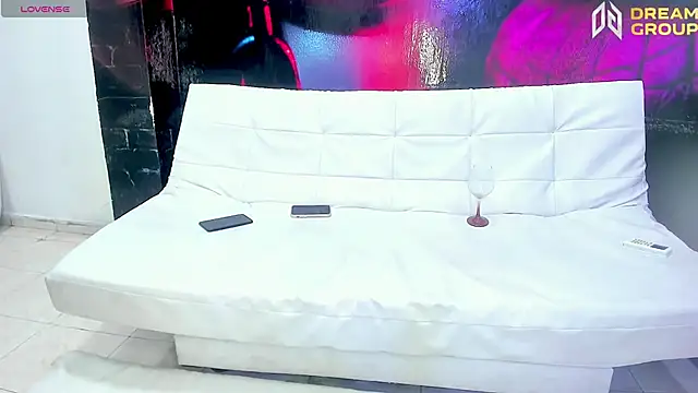 AmazingPartys webcam