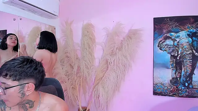 Orgasm_roomm18 webcam