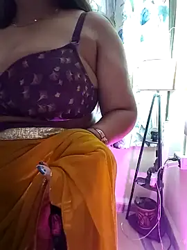 Webcam Model (Raseele)  is live.Free join now!