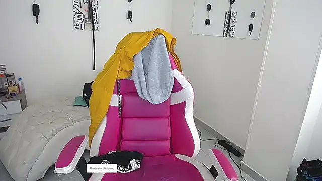 Leonard_Price webcam