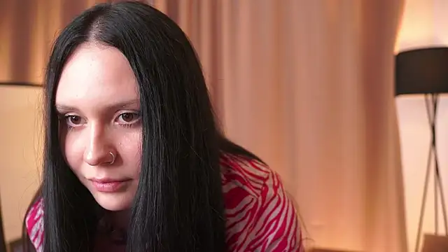 DeloresSaberi webcam