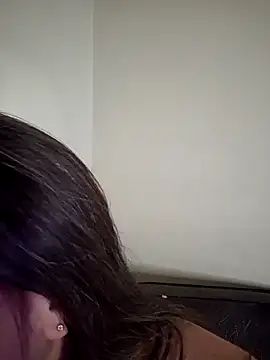 loveuu-bae live sex cam