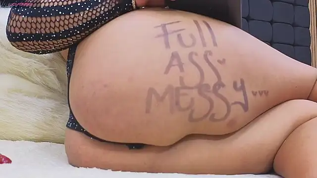 messy-saray - Messy-saray's free webcam - UK Sex Cams