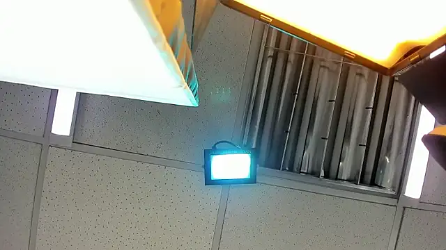 Aisha_hotts777 webcam