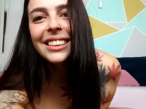 LolaeKanon69 webcam