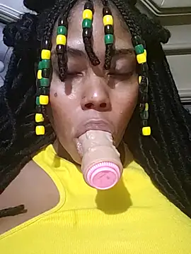 HONEYSWEETS_LIVE webcam