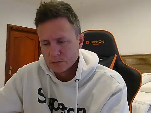 TroyDieselXXX webcam