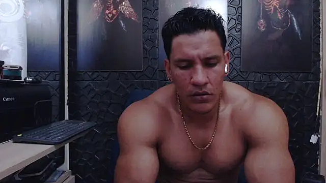 viktor_herrera - Viktor_herrera's free webcam - UK Sex Cams