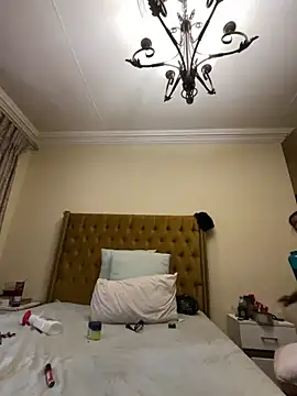 xXXSexyamazon's Stripchat show and profile