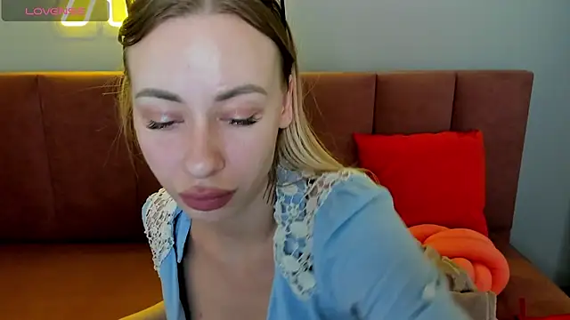 diana_garrett - Diana_Garrett's free webcam - UK Sex Cams