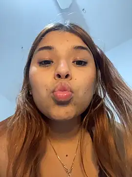 baddieasiantv webcam