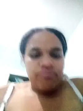 sexybronwgirl webcam