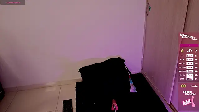 valery_adams1 webcam