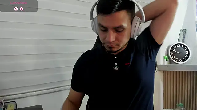 Rick_Adams live sex cam