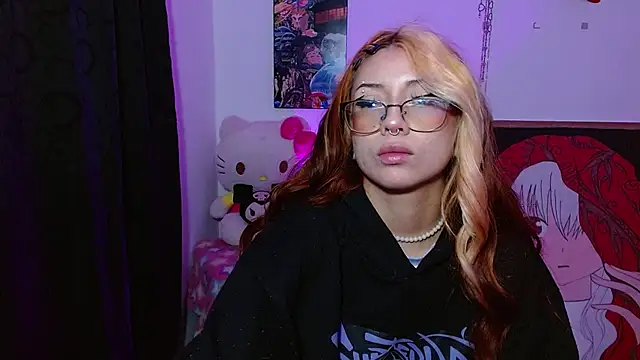 kittymiauu444 webcam