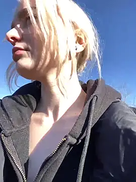 aka_blonde - Aka_Blonde's free webcam - UK Sex Cams