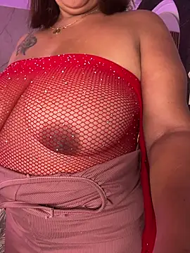 mrsfoucher - MrsFoucher's free webcam - UK Sex Cams