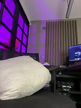 _VictoriaCollins_ webcam