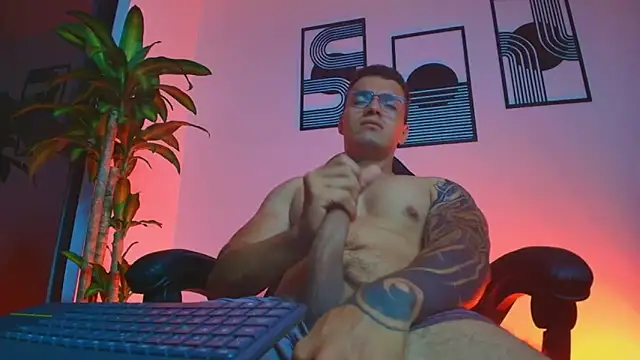 ALPHA_DOMINUS_ webcam