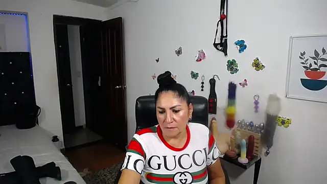 mature_bigboobs10 webcam