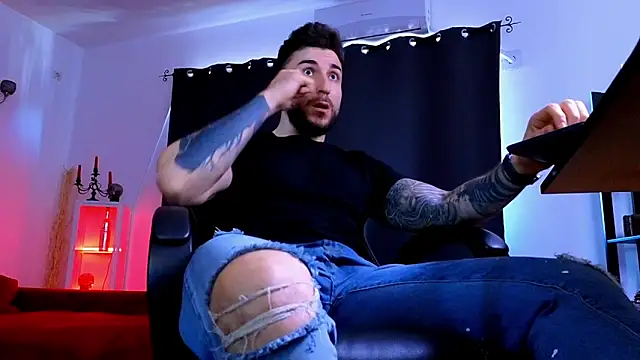 Mighty Aaron (MightyAaron66)