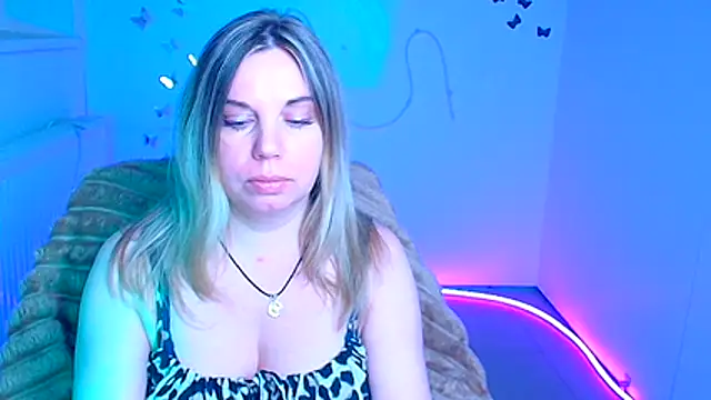 Amanda_Swannn webcam