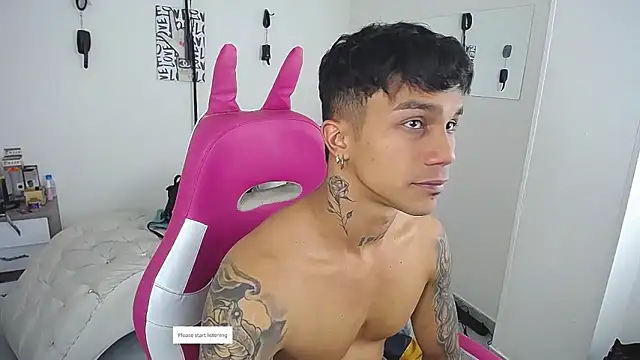 Leonard_Price live sex cam