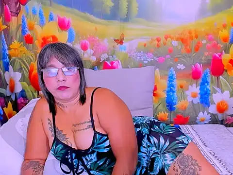 indianroxy - Indianroxy's free webcam - UK Sex Cams