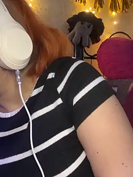 Sophia_Weest99 webcam