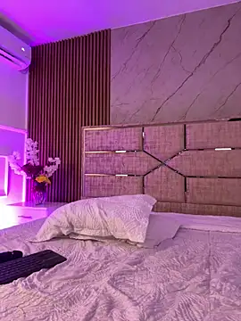 Live sex cam of MrsFoucher