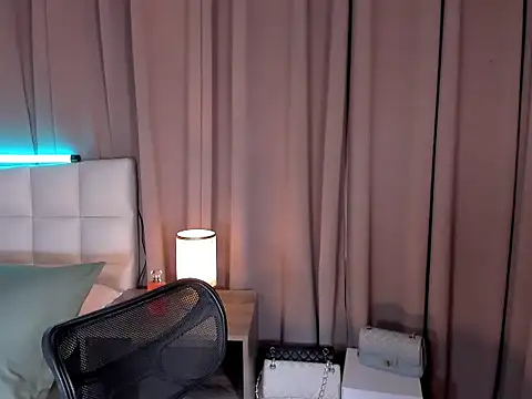 wildbelladonnats webcam stripchat model stream image