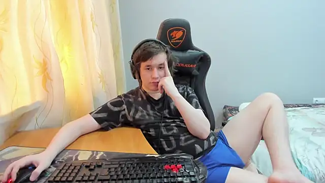 iliaskrislove webcam