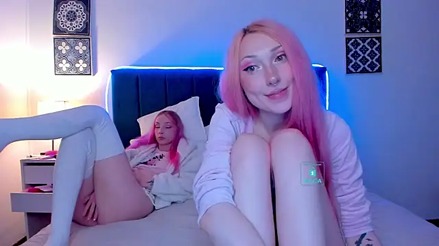 AlexRoseLiRed live sex cam