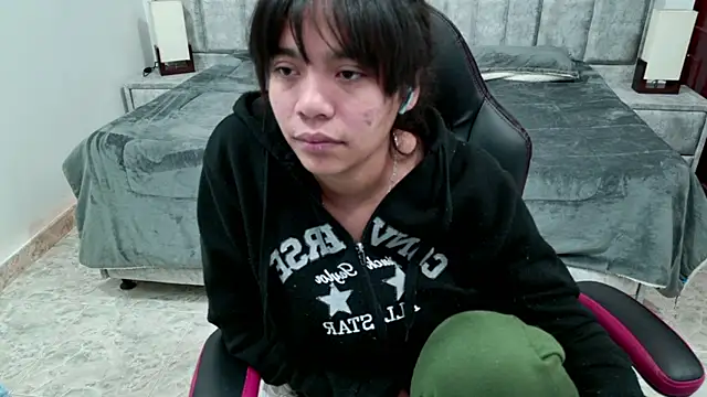 laureentt_ - Laureentt_'s free webcam - UK Sex Cams