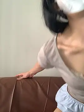 shousushi (F young) - 只贴胸贴直播3分钟