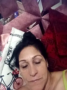 Webcam Model (_Scarlett_Sweet)  is live.Free join now!