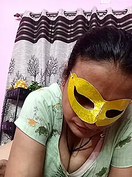 Gullapi live sex cam