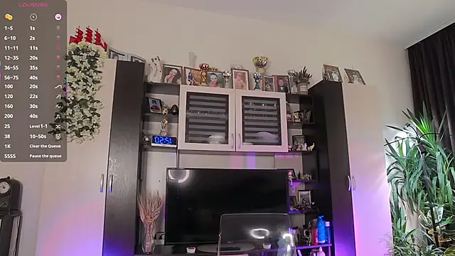 SheilaRyan Stripchat cam model