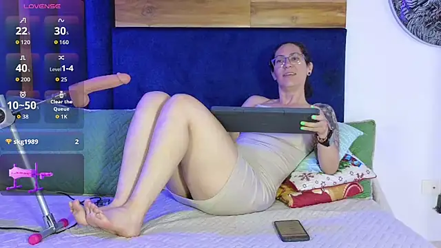 Andromeda-jade live sex cam