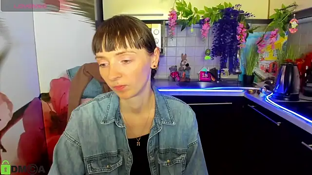 TayanaJons live sex cam