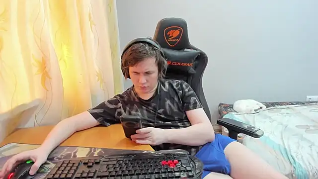 iliaskrislove webcam